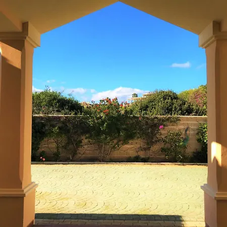 Majestic Villa *