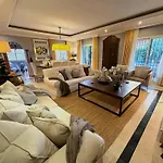 Villa Majestic *