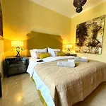 Majestic Villa