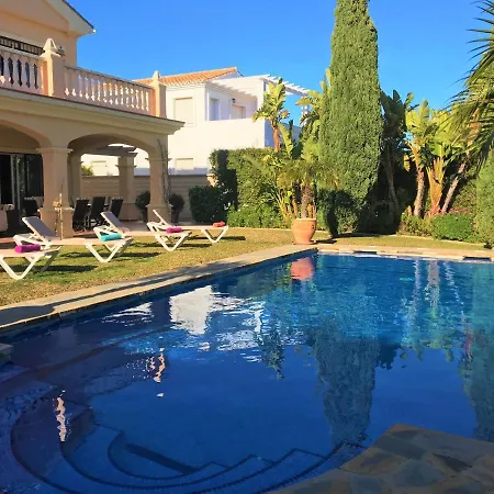 Vila Majestic *