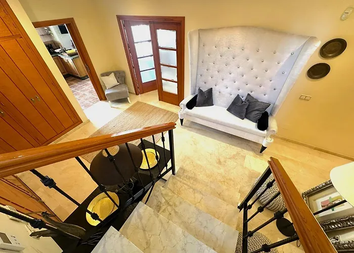 Majestic אסטפונה