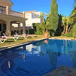 Villa Majestic *