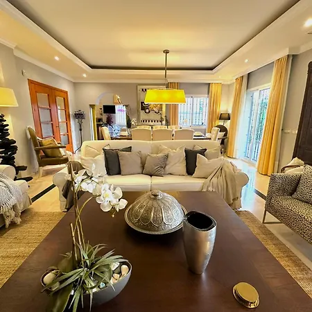 Majestic Villa